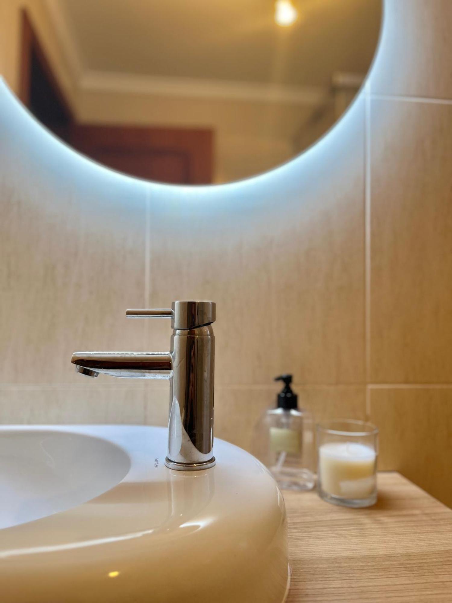 Garden View Premium Apartment Авиеро Екстериор снимка